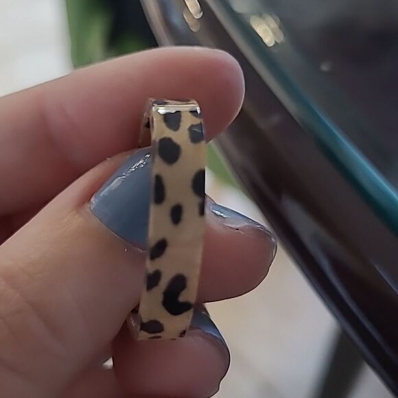 💲6️⃣ Bundled ✔️Light Tan Tortoise Shell Hoop Earrings New Boho Style for Fall - Picture 5 of 5